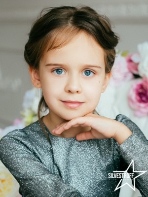 Александра Бут