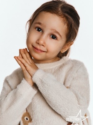 Кароліна Урос