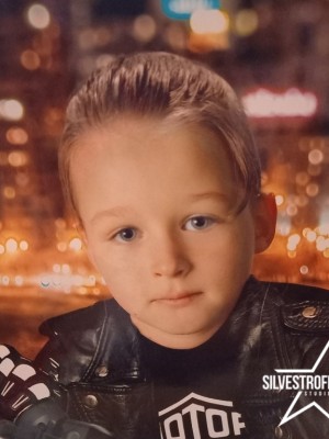 Лев Олейник