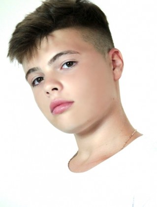 Александр Васильев