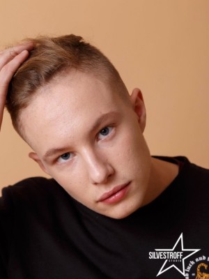 Ярослав Зернов