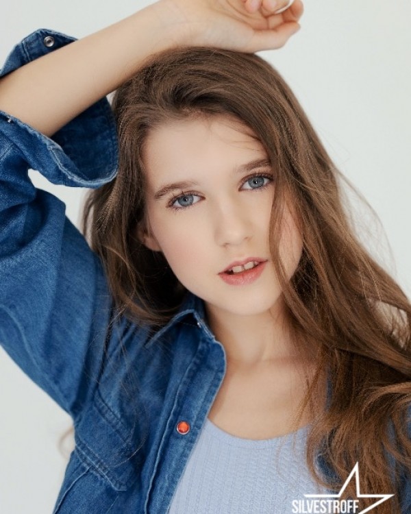 Изабелла Кугот