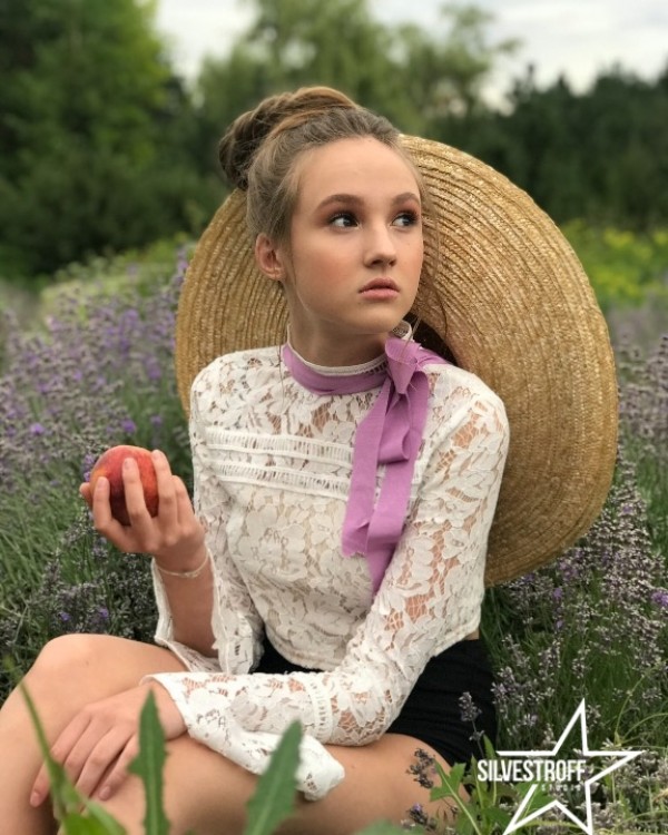 Лиза Грибова