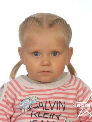 Попович Поліна