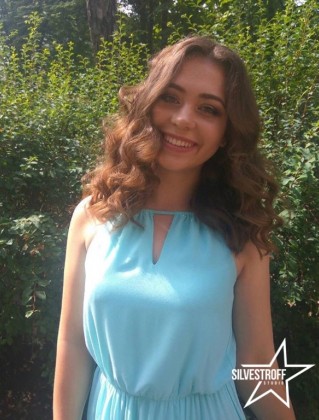 Марина Александрова