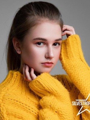 Анастасия Олещук