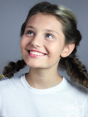 Катя Ломакова