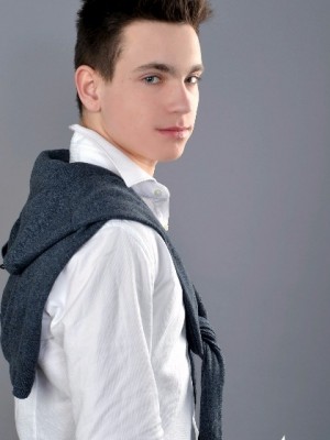 Лев Гусев