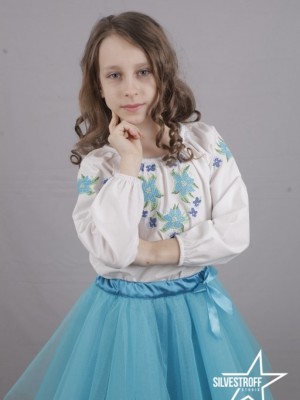 Полина Саханда