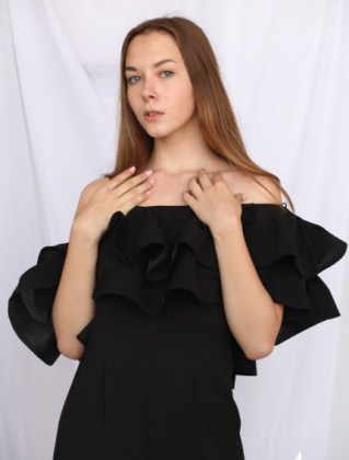 Николь Новосёлова