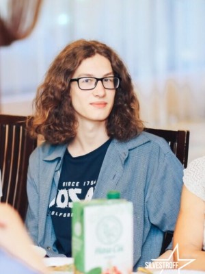 Владислав Данилюк