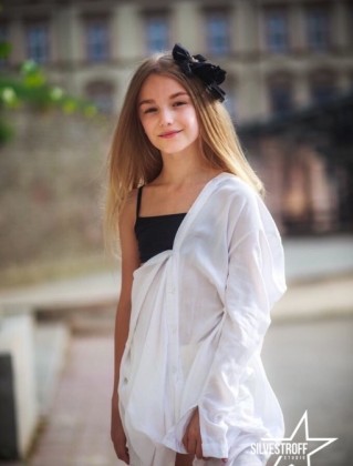 Ангелина Струк