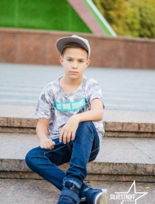 Богдан Кучеренко