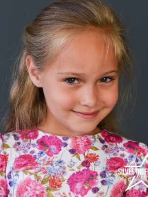 Адаменко Каролина