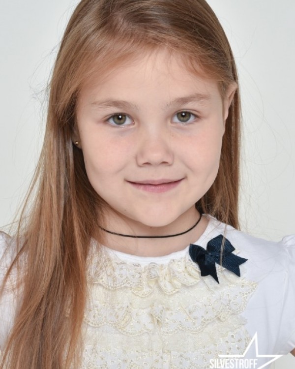 Арина Кукленко