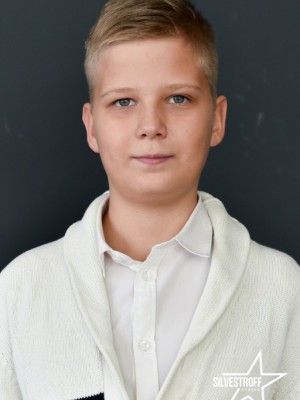 Денис Кравцов