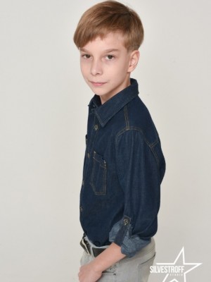 Влад Карпов