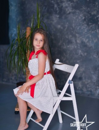 Полина Жданова