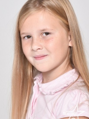 Анна Островская