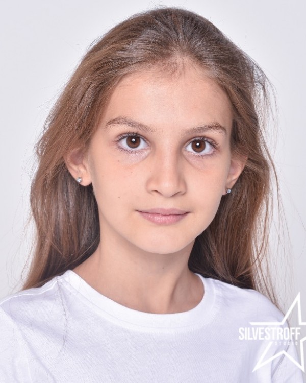 Новосельцева Майя