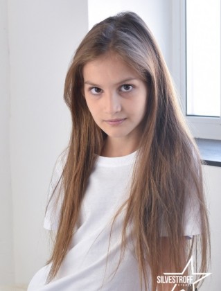 Новосельцева Майя