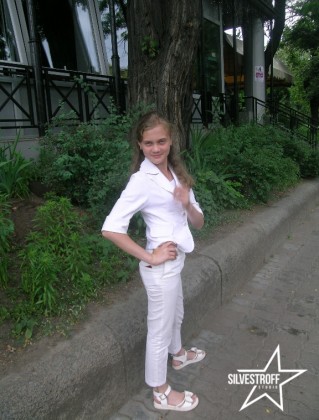 Елена Левченко