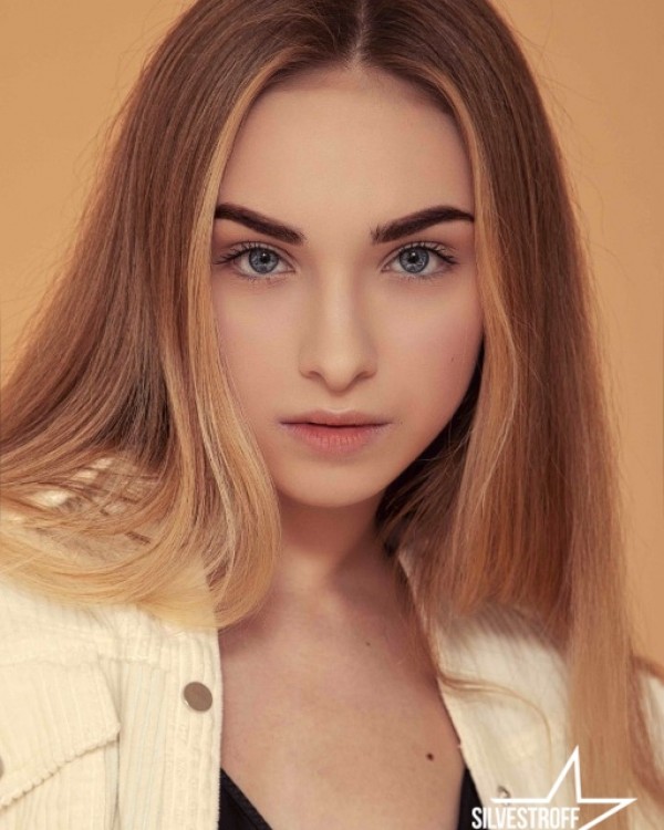 Эля Крутина