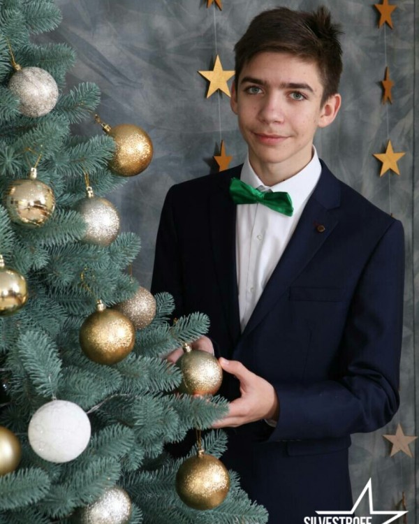 Глеб Никишин