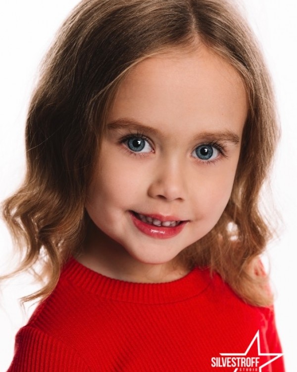 Емілія Карташова