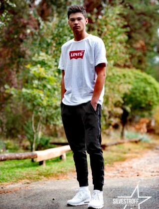 Стришенец Денис Стришенец Денис