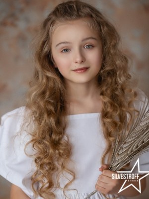 Яна Чепурнова