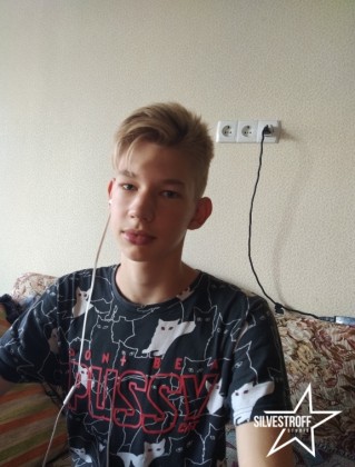 Алексей Олейник