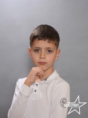 Марк Азаров