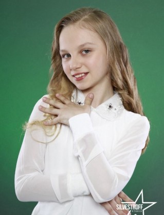 Алиса Сазонова