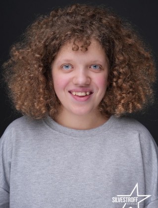 Аріна Лаврентьєва Аріна Лаврентьєва