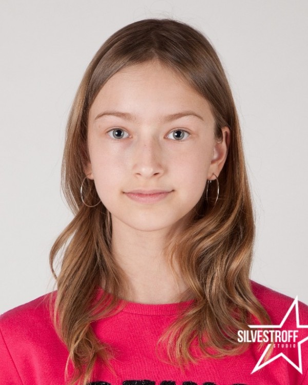 Лиза Гуцол