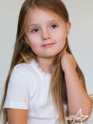 Дарина Савинова
