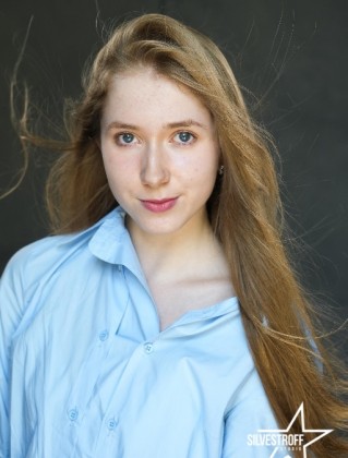 Еліна Воропінова