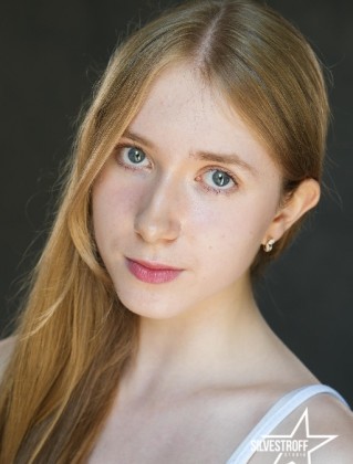 Еліна Воропінова