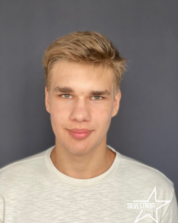 Андрей Косташ