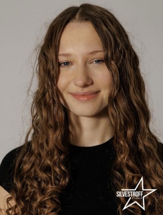 Кулична Юлія Кулична Юлія