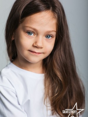 Элина Нестеренко