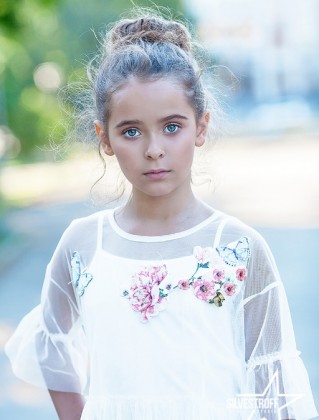 Алиса Тельнова