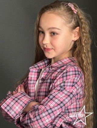 Ліза Бровій