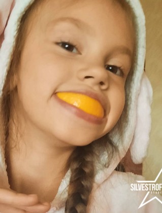 Арина Худолей