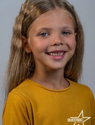 Лопатко Лиза