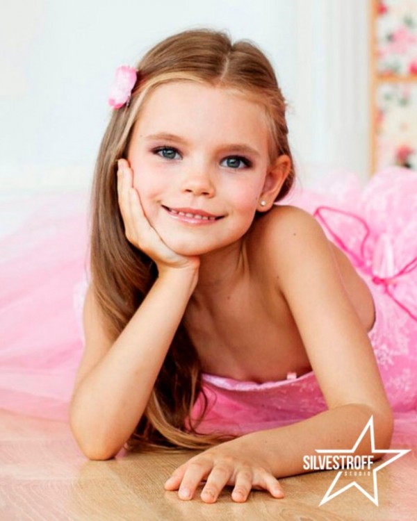 Юлия Ратникова