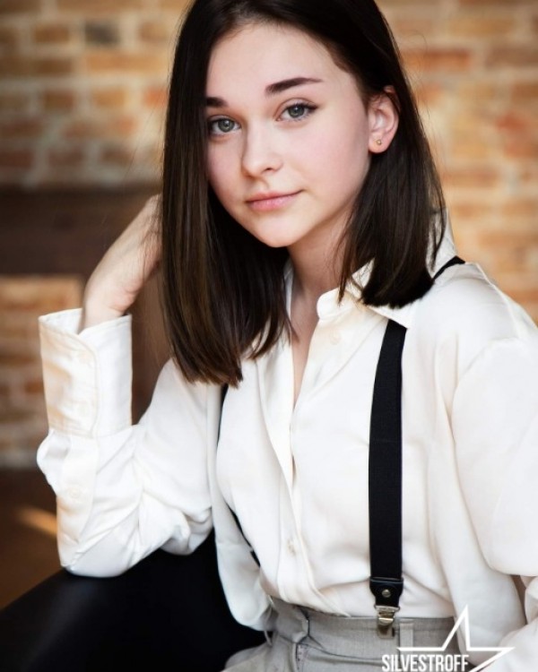 Анна Иванова