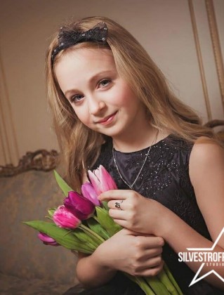 София Никитенко