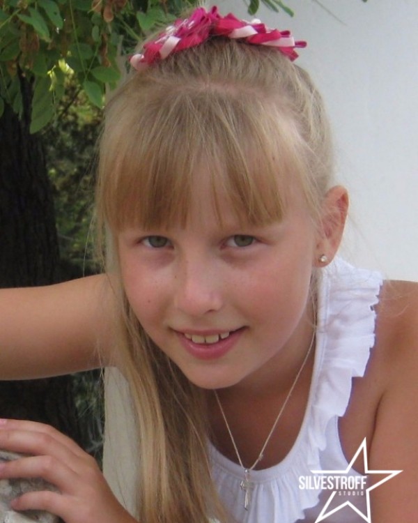 Лера Скляр